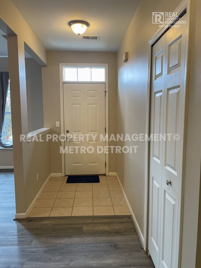 Foto del edificio - 1852 Flagstone Cir