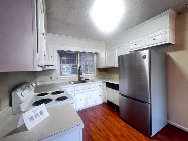 Foto del edificio - 4602 Norwich Rd