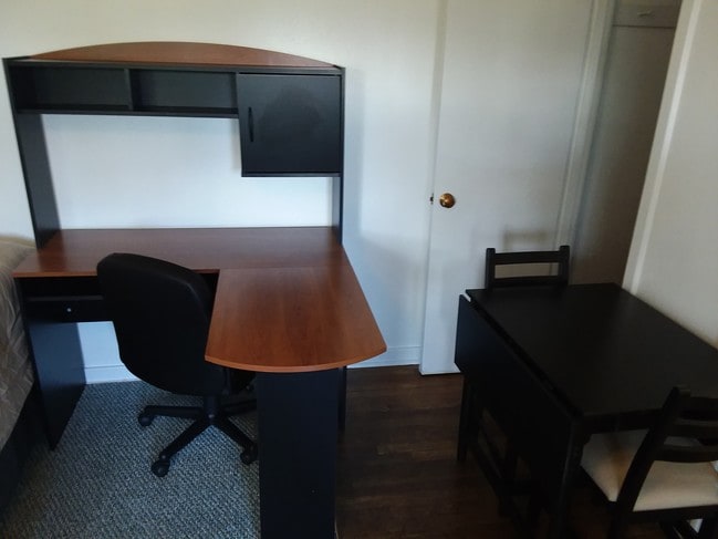 Building Photo - Myrtle Apartments - All Utilities Included