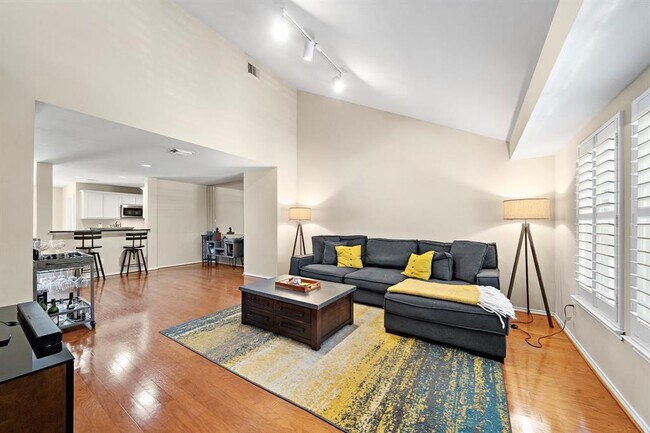 Foto del edificio - 2206 Ann St