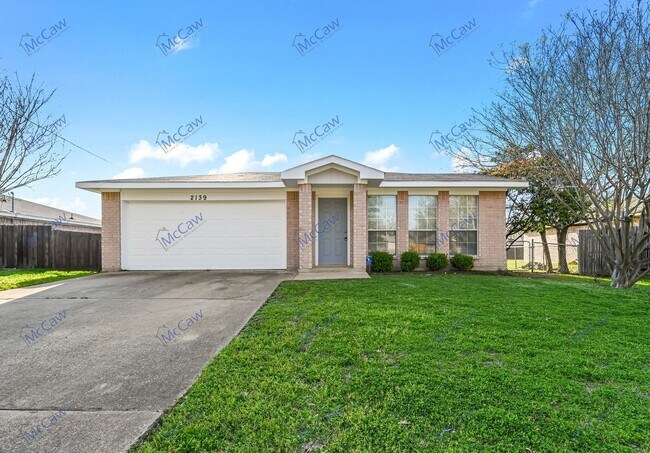 Foto del edificio - 2139 Vine Ln