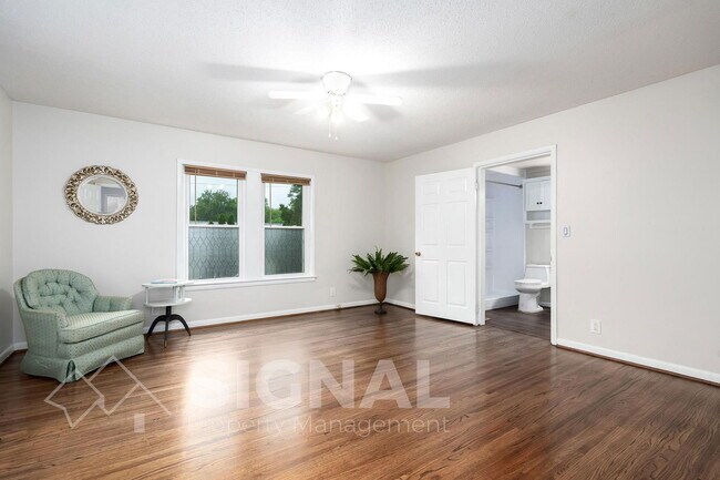 Foto del edificio - 1800 2nd Ave S