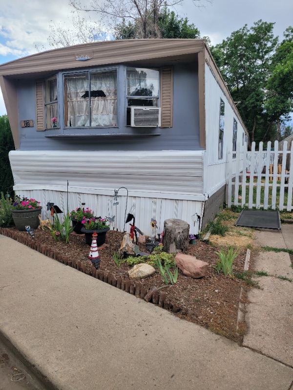 Photo - 10 9th Ave (Longmont, CO)