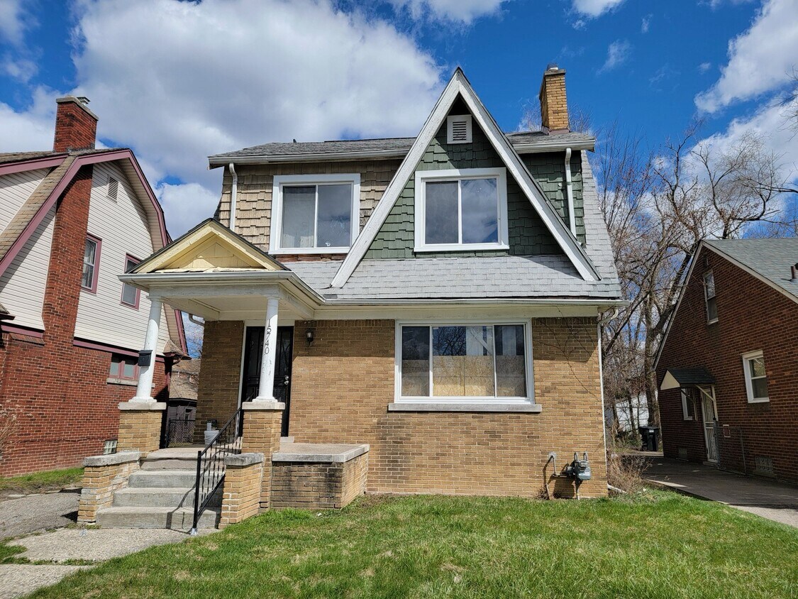 15740 Stout St, Detroit, MI 48223 House Rental in Detroit, MI