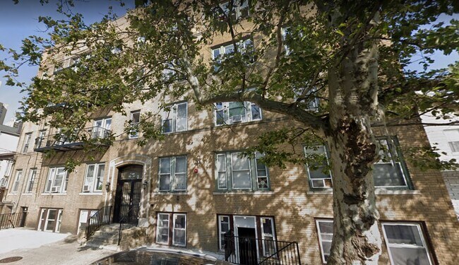 Foto del edificio - 166 Summit Ave