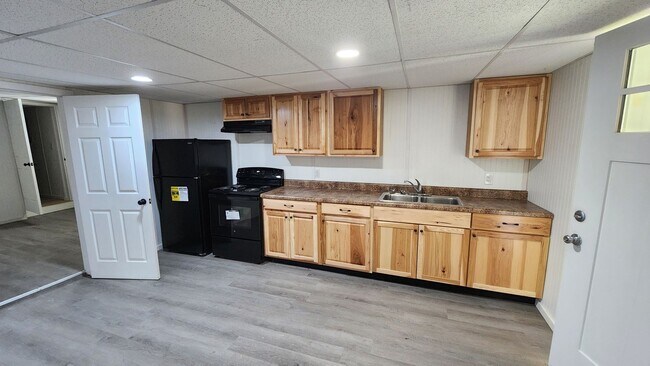 Foto del edificio - 1157 W Pine St