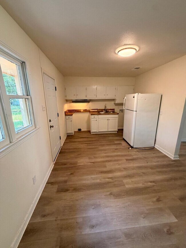 Building Photo - 6459 Barker Dr N