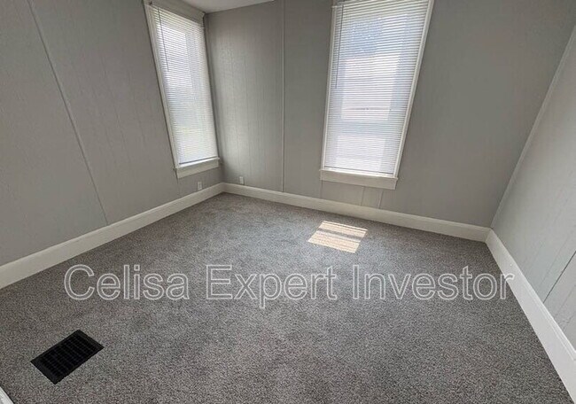 Foto del edificio - 1132 Grant Ave