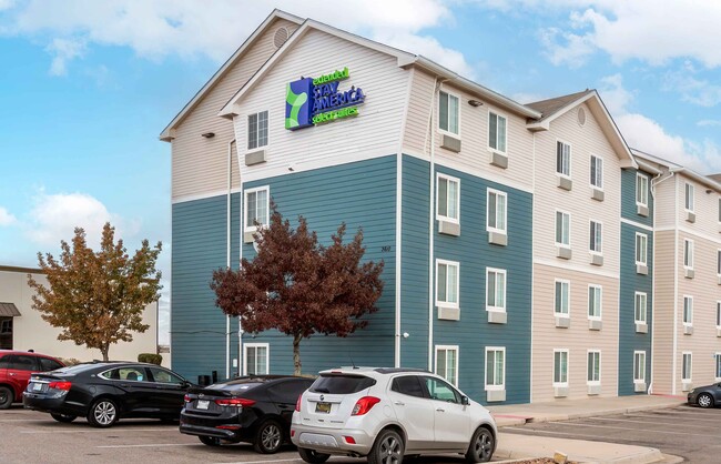Building Photo - Furnished Studio-El Paso - East