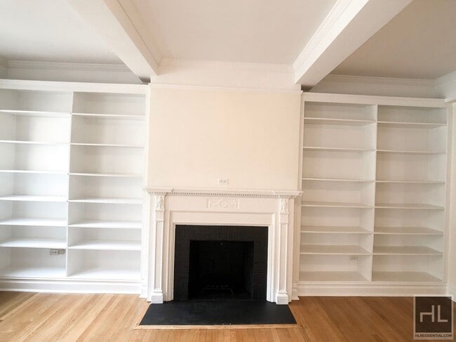 Building Photo - EAST 80TH STREET