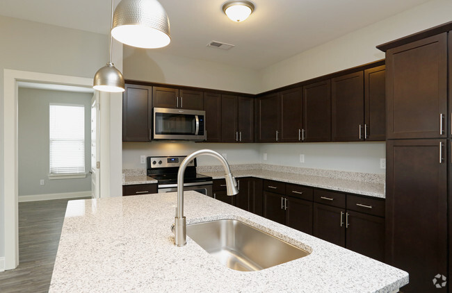 3BR, 2BA - 1215sf C1- Kitchen - Bluestone Apartments