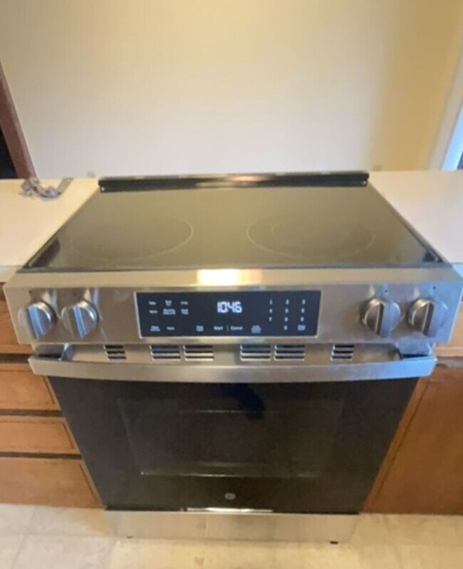 Foto del edificio - Spacious 3 bedroom 2 Bath Home in SE Corvallis