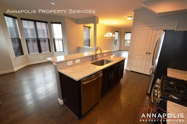 Building Photo - 108 vanguard lane