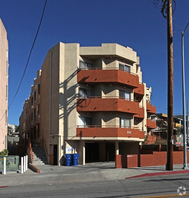 807 N Bunker Hill Ave Los Angeles Ca 90012 Apartments Building Photo 807 N Bunker Hill Ave