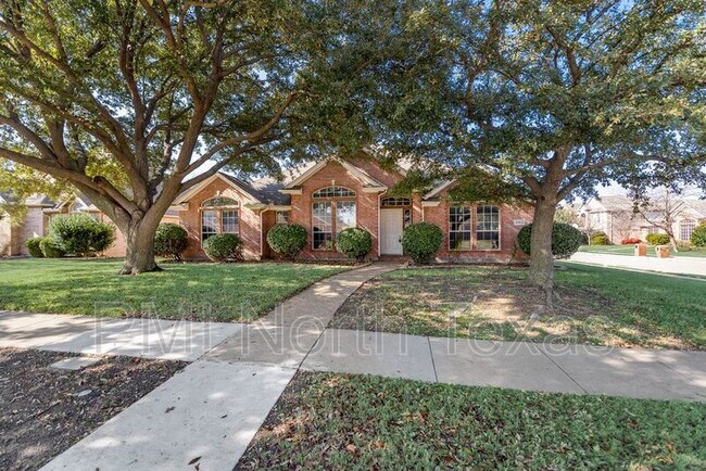Foto del edificio - 4911 Lakeland Dr