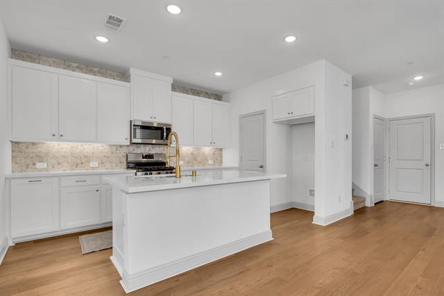 Foto del edificio - 1024 Homestead Way