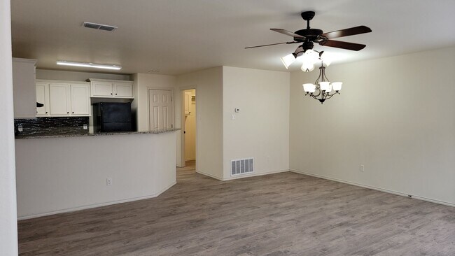 Foto del edificio - 3104 111th St