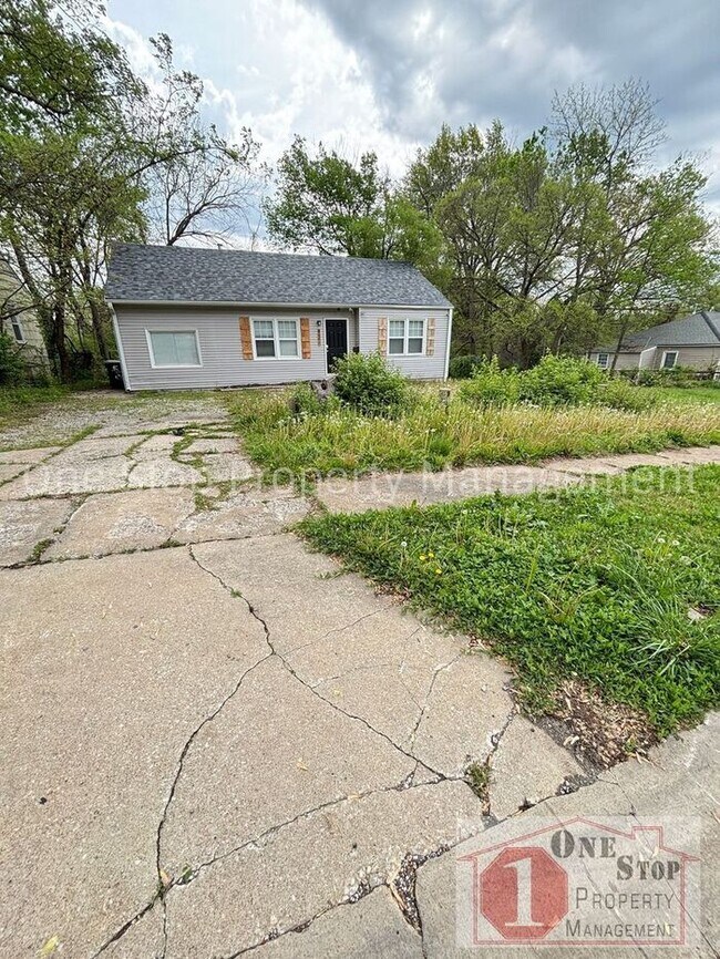 Foto del edificio - Beautiful 3 Bedroom 1 Bathroom in Kansas City