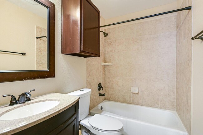 Building Photo - 519 Cutty Trail