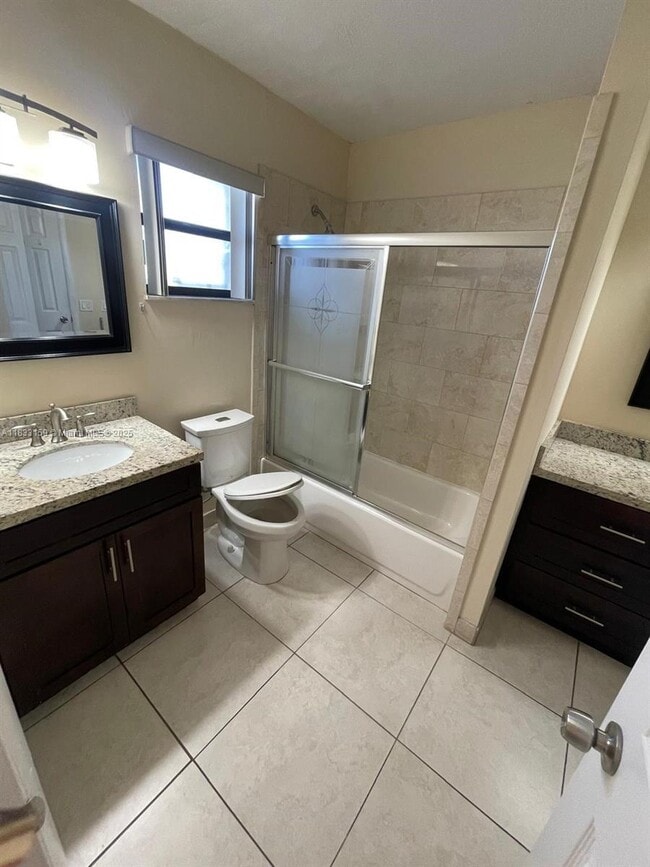 Foto del edificio - 6956 SW 111th Pl