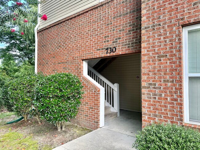 Building Photo - 730 Indica Ct