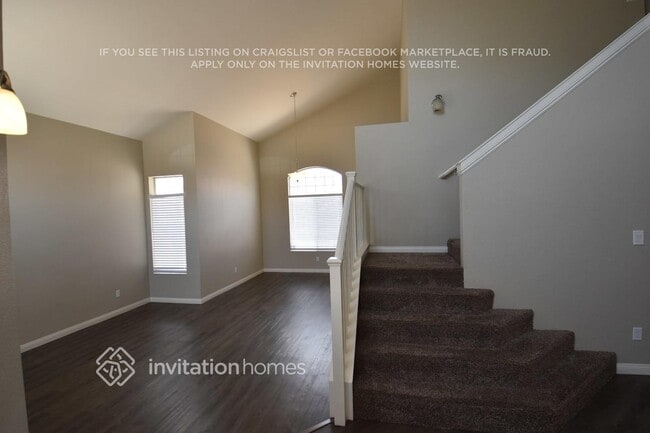 Building Photo - 6440 Silver Dawn Ln
