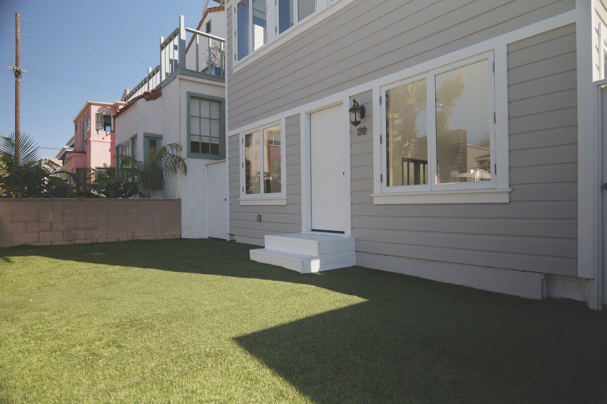 Primary Photo - Beautiful, Airy Venice Home Near Beach, Sh...