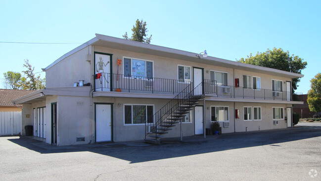 Building Photo - Sunny Side Apartments