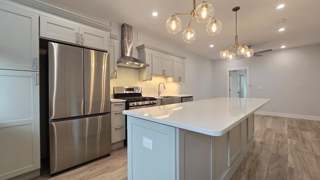 Building Photo - 53 W Eagle St