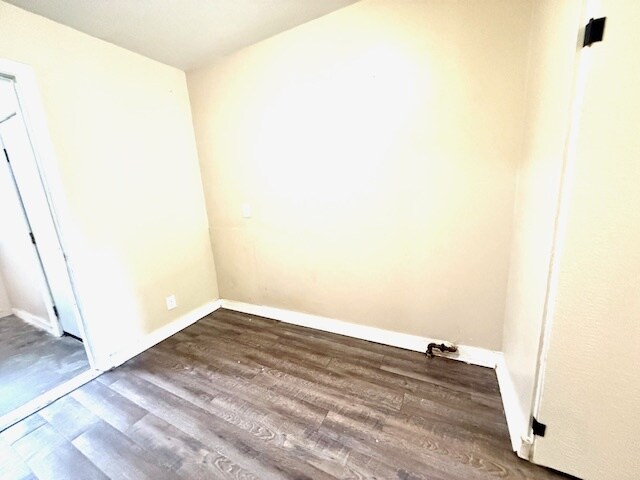 Foto del edificio - 327 Ash St NW