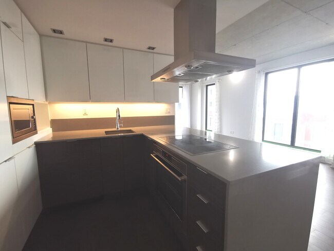 Photo du bâtiment - 738 Rue St-Paul Ouest