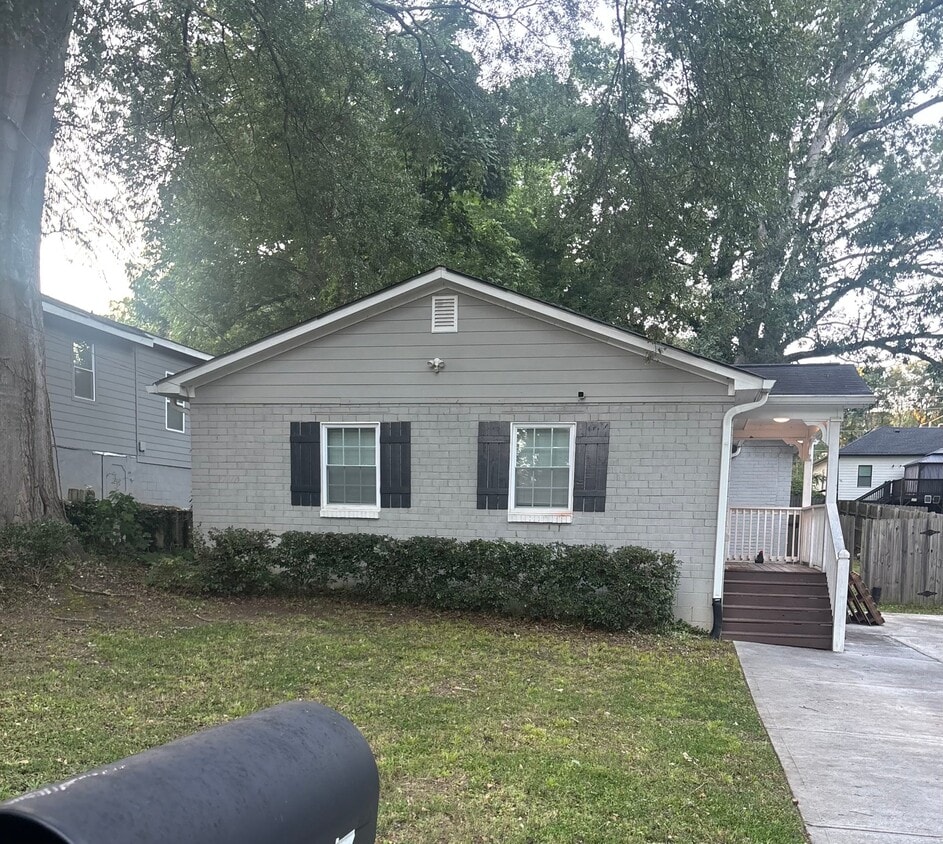Photo - 2177 Telhurst St SW (Atlanta, GA)