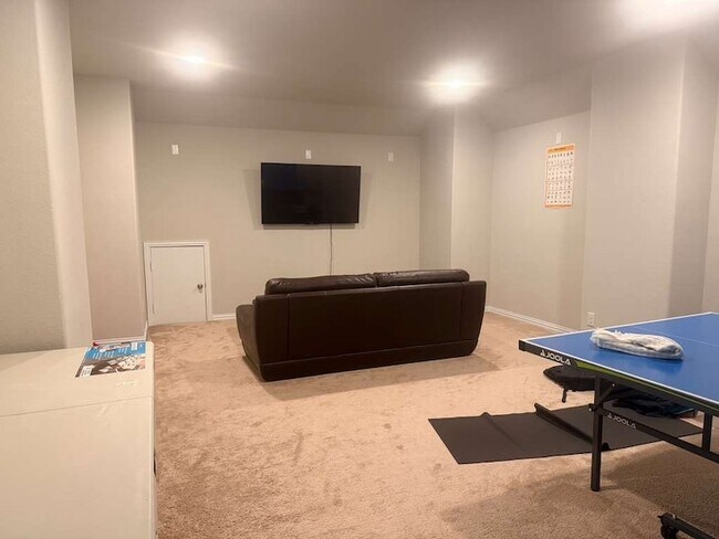 Foto del edificio - 1519 Bedstraw Ln