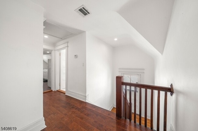 Foto del edificio - 4 Francis Pl