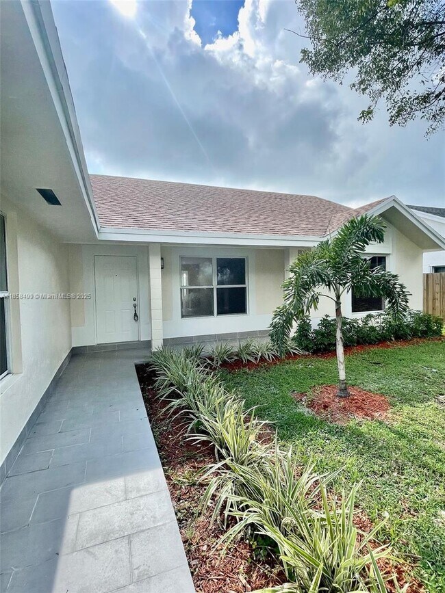 Foto del edificio - 21681 SW 97th Ct