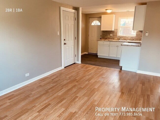 Foto del edificio - 8153 S Colfax Ave