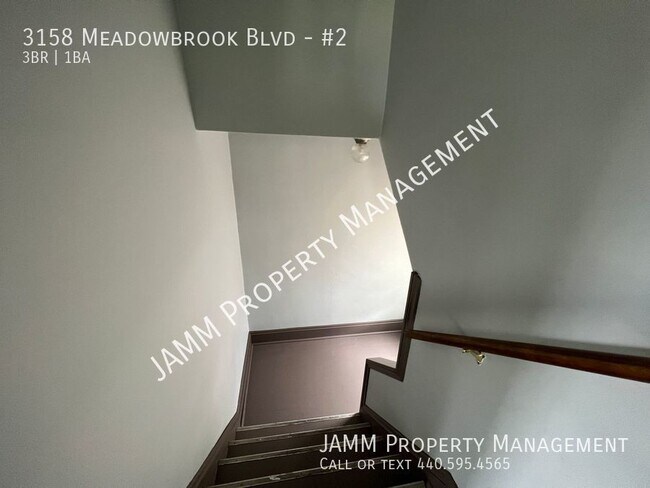 Building Photo - 3-bedroom Beautiful Upper Duplex Unit in C...