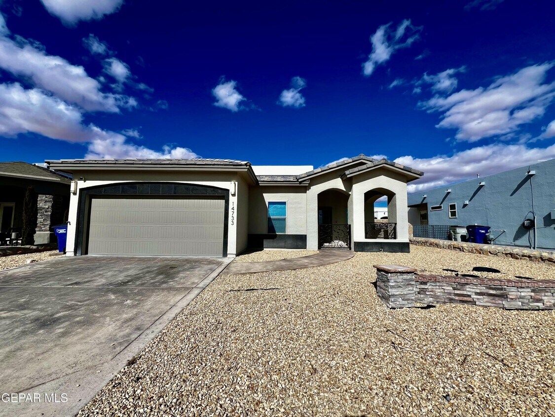 14733 Sunny Land Ave, El Paso, TX 79938 House Rental in El Paso, TX