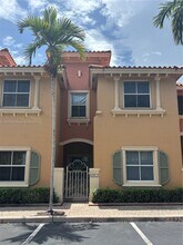 Building Photo - 4931 N Harbor Isles Dr