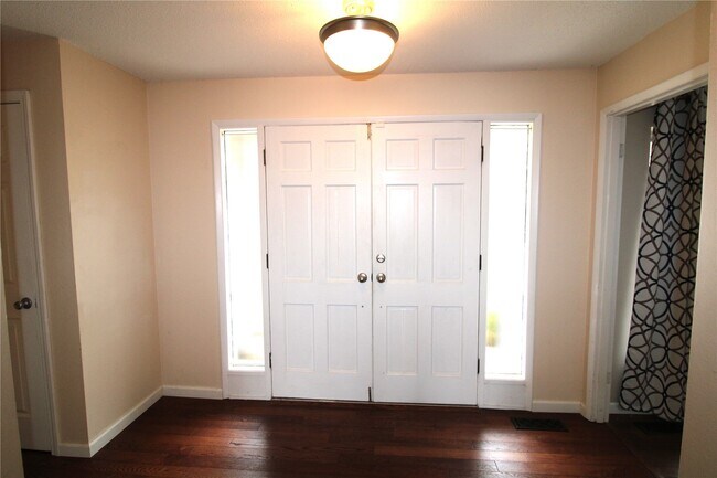 Foto del edificio - 736 Henry Ave