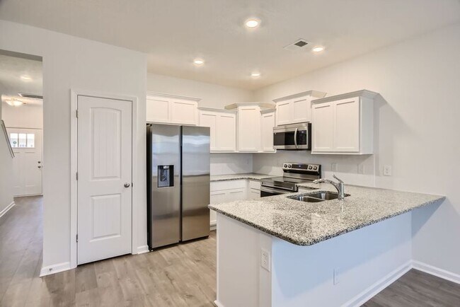 Building Photo - 345 Raines Ct