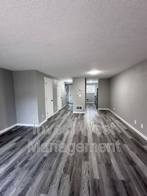 Foto del edificio - 230 NW 12 Avenue