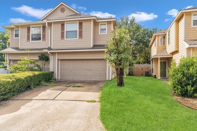 Building Photo - 16007 Sandy Path Ln