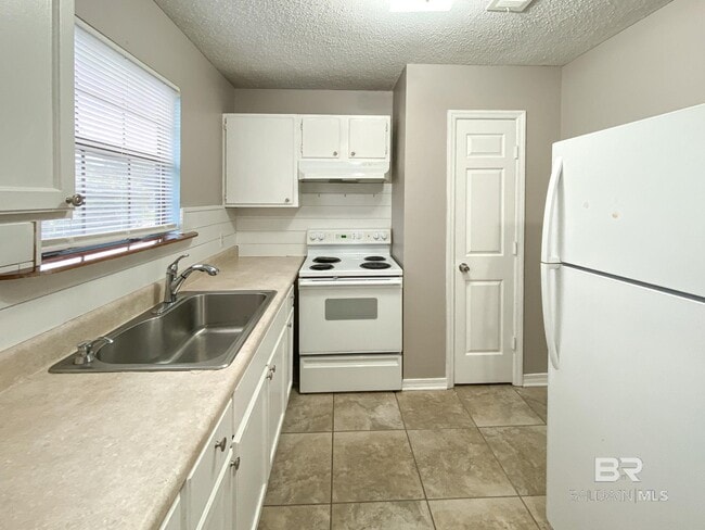Foto del edificio - 6399 -A Schoel Ln