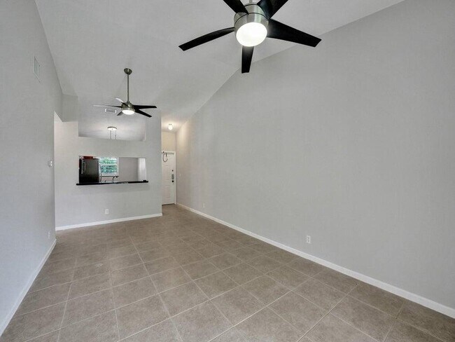 Building Photo - 3375 Jaywood Terrace