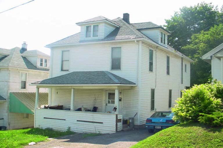 Primary Photo - 36 Pulaski St