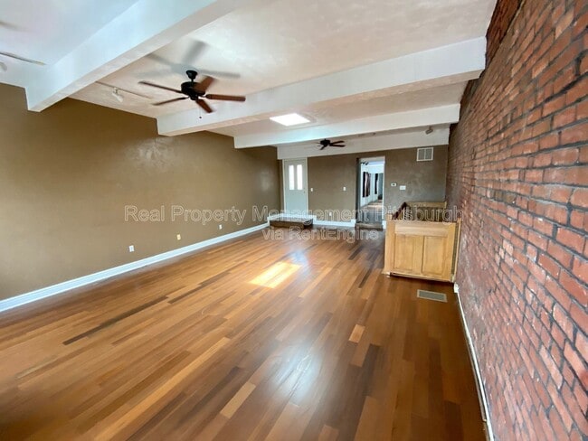 Photo - 1912 Jane St Apartment