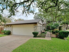 Building Photo - 7919 Ridgeline Dr N