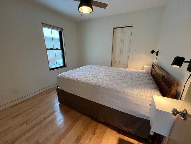 Foto del edificio - 802 Heivly St