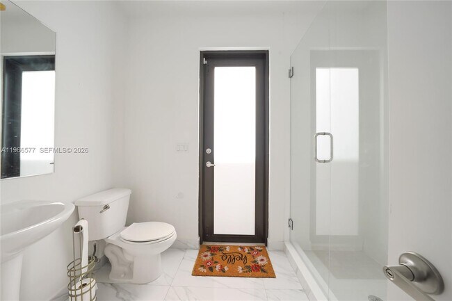 Foto del edificio - 2165 SW 145th Ave